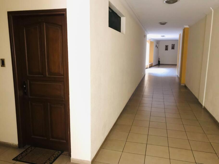 Lugar céntrico, encantador y acogedor con piscina Santa Cruz de La Sierra Exterior foto